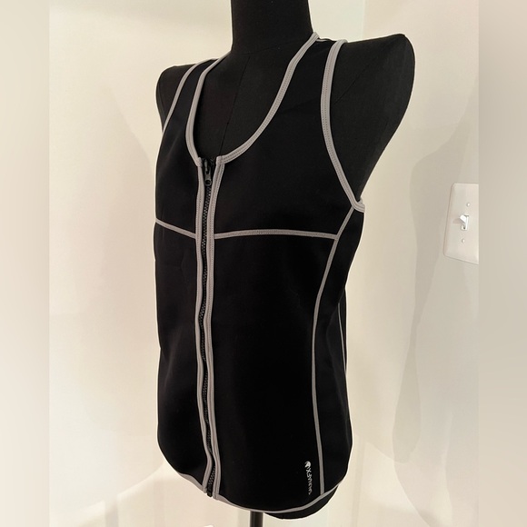 Women’s - SaunaFx Vest - Picture 3 of 3